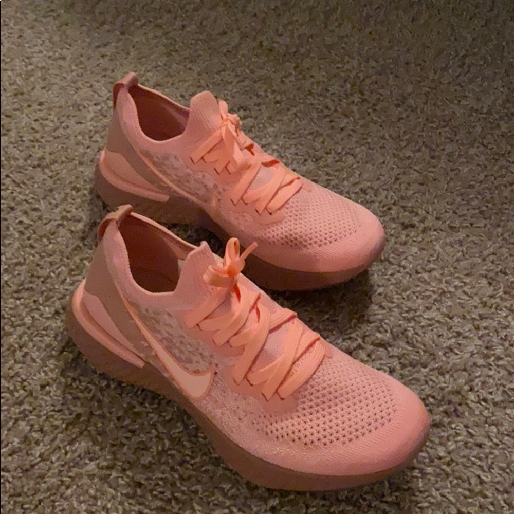 Nike Epic React Flyknit 2